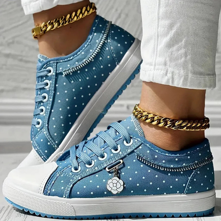 CARO | ELEGANTE DAMEN-SNEAKER MET FLORELE DETAILS