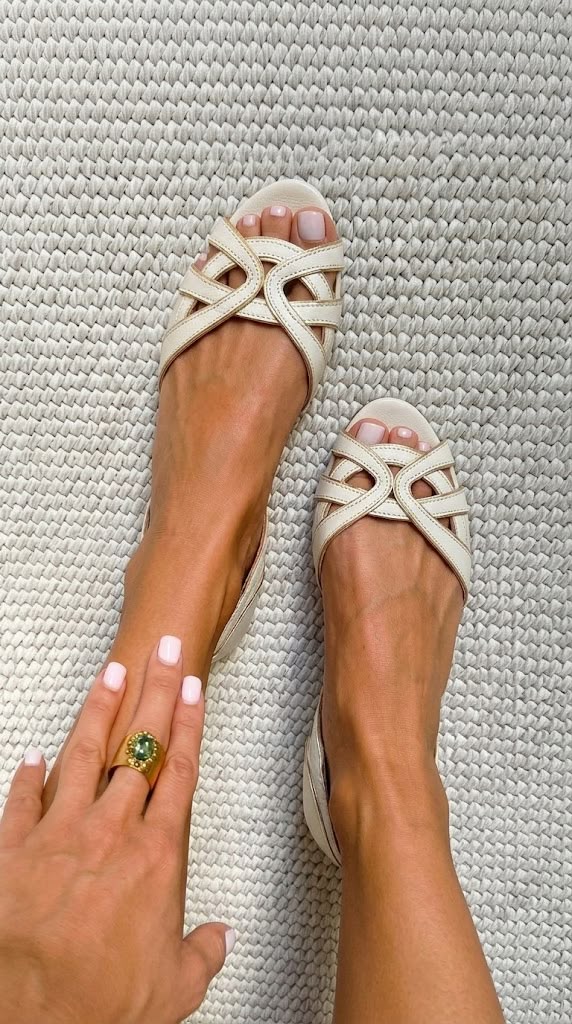 Camilla | Elegante Gevlochten Sandalen in Crème
