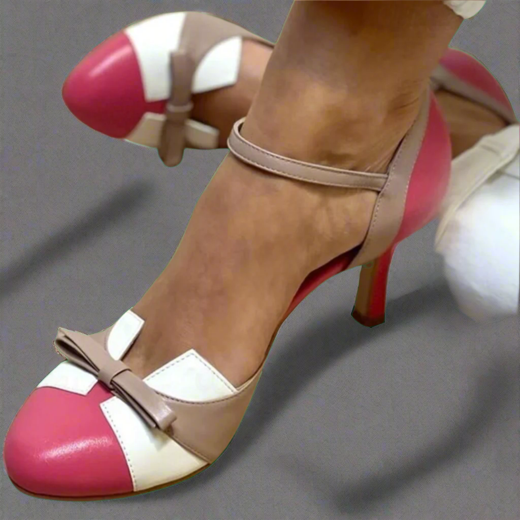Bellarosa | Kleurrijke sandalen met knopen en bandjes, met ronde neus