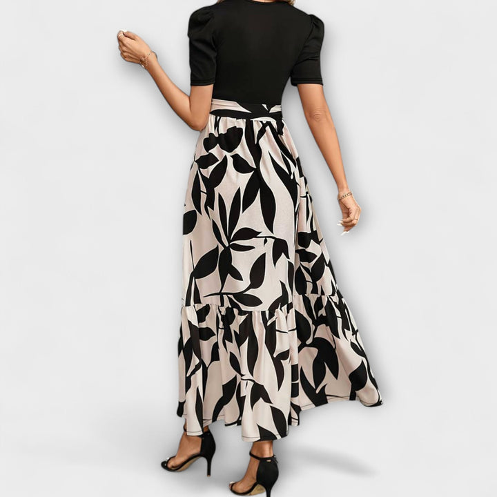 Luna - Zomerjurk met bloemenprint en ronde hals