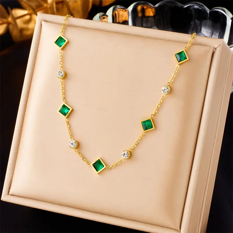 Amelisse Glenwyn Ketting