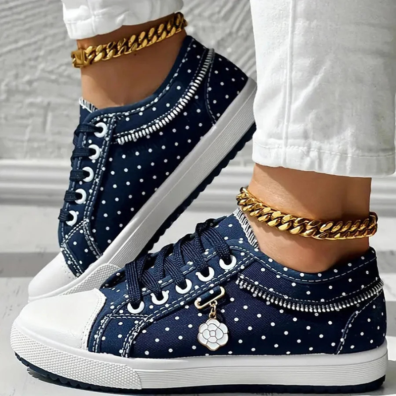 CARO | ELEGANTE DAMEN-SNEAKER MET FLORELE DETAILS