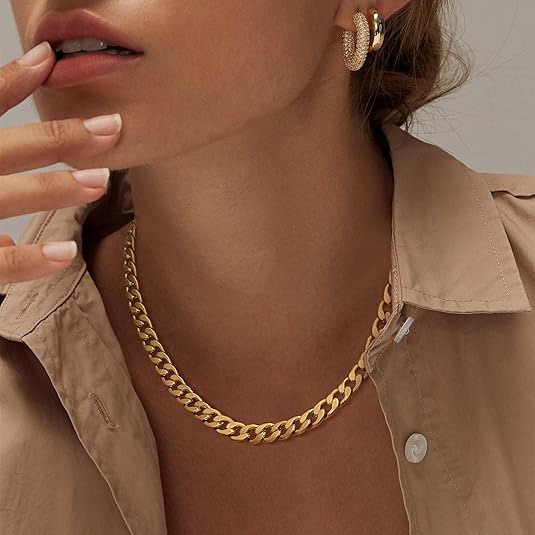 Verfijnde en massieve gouden ketting met Cubaanse schakels