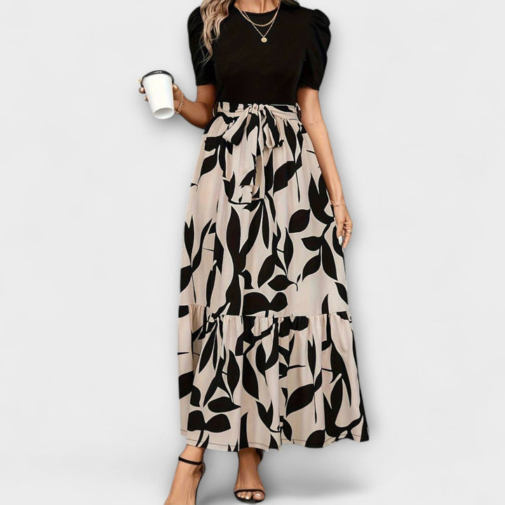 Luna - Zomerjurk met bloemenprint en ronde hals