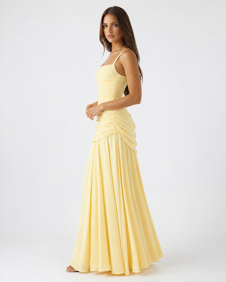 ENIE | Maxidress met Geraffineerde Hoekige Halslijn