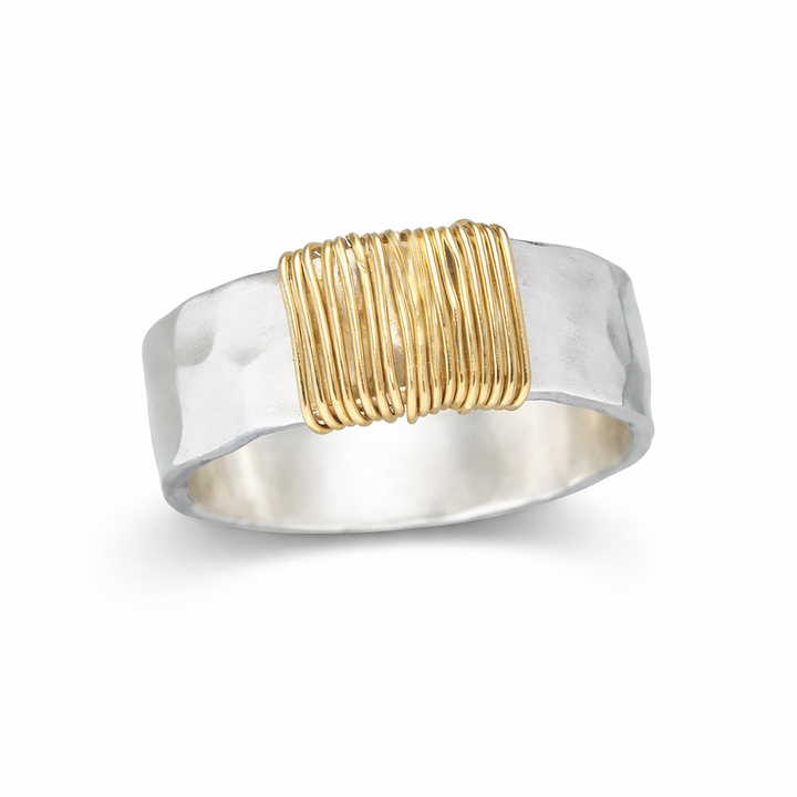 Vintage gouden ring met zilveren draden