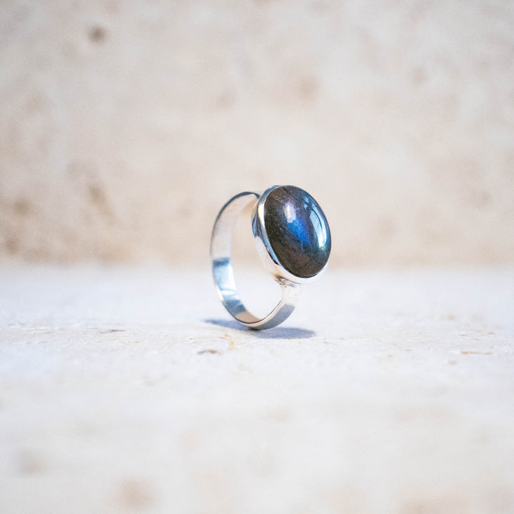 Grote ovale Labradoriet Ring 925 Sterling Zilver