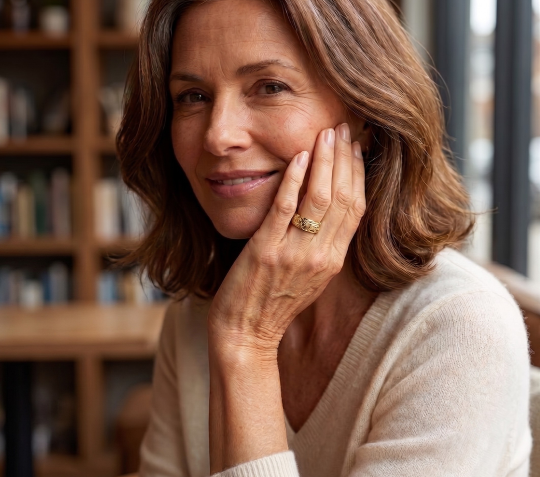 Flora Gegraveerde Ring