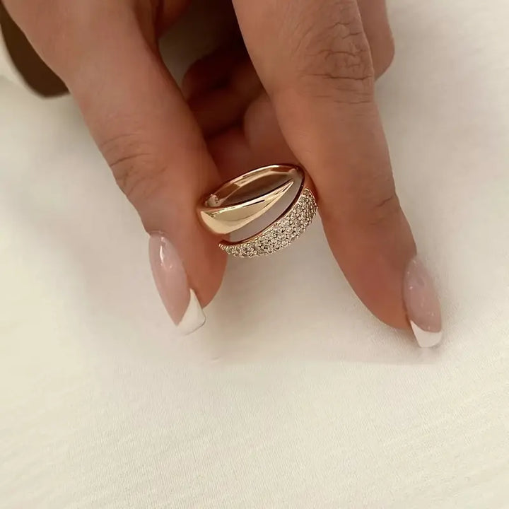 Éloïse – Een ring met tijdloze glans