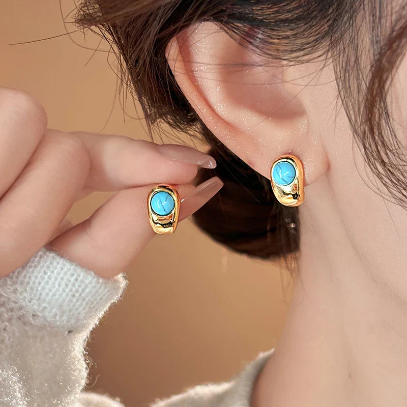 Tijdloze Turquoise Gebogen Koperen Oorbellen