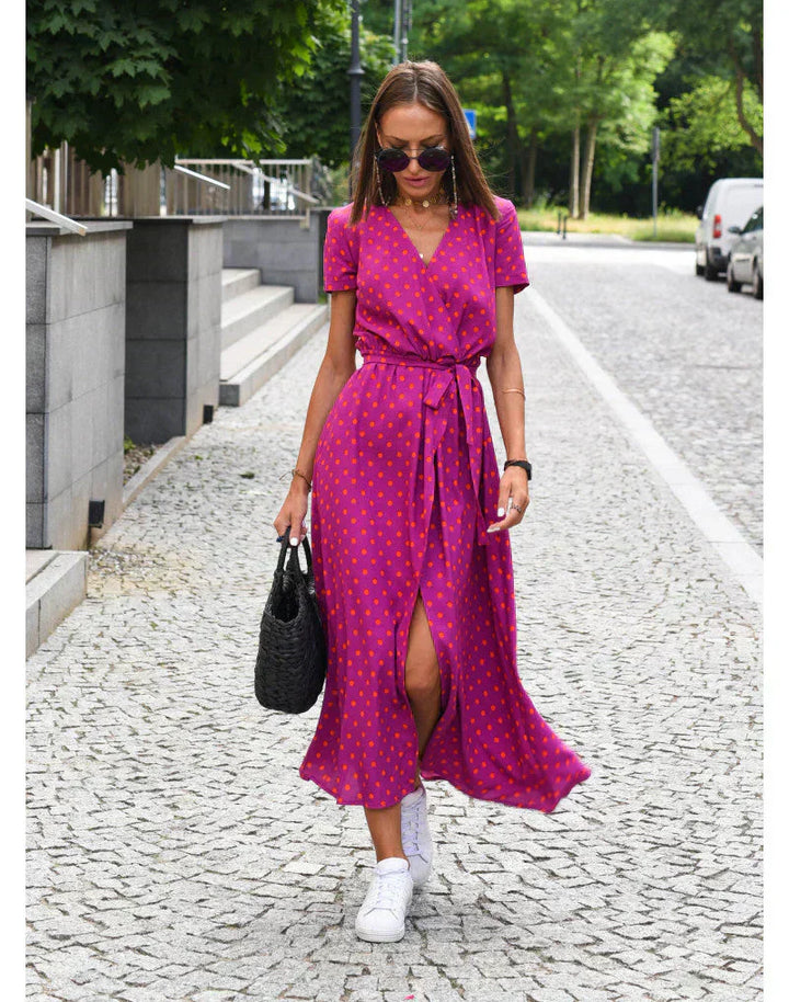 Giada™ | Elegante jurk met V-hals en aansluitende pasvorm