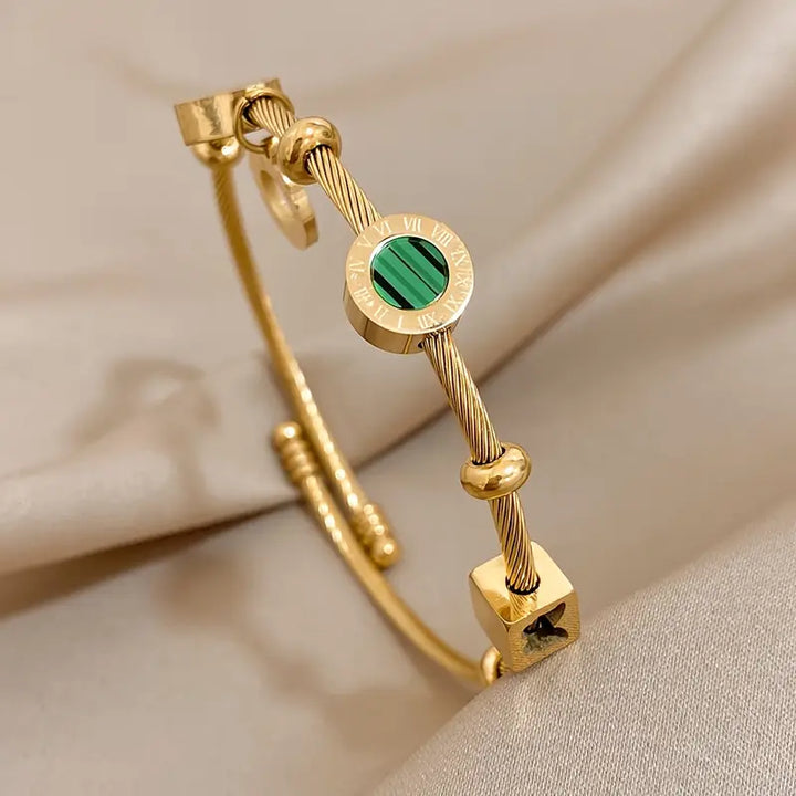 Emerence Rousseau Armband