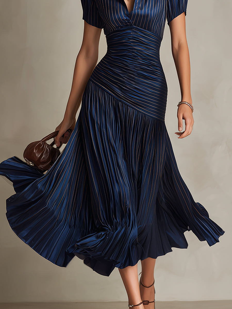 Adriana - Midi-jurk van retro gestreepte satijn