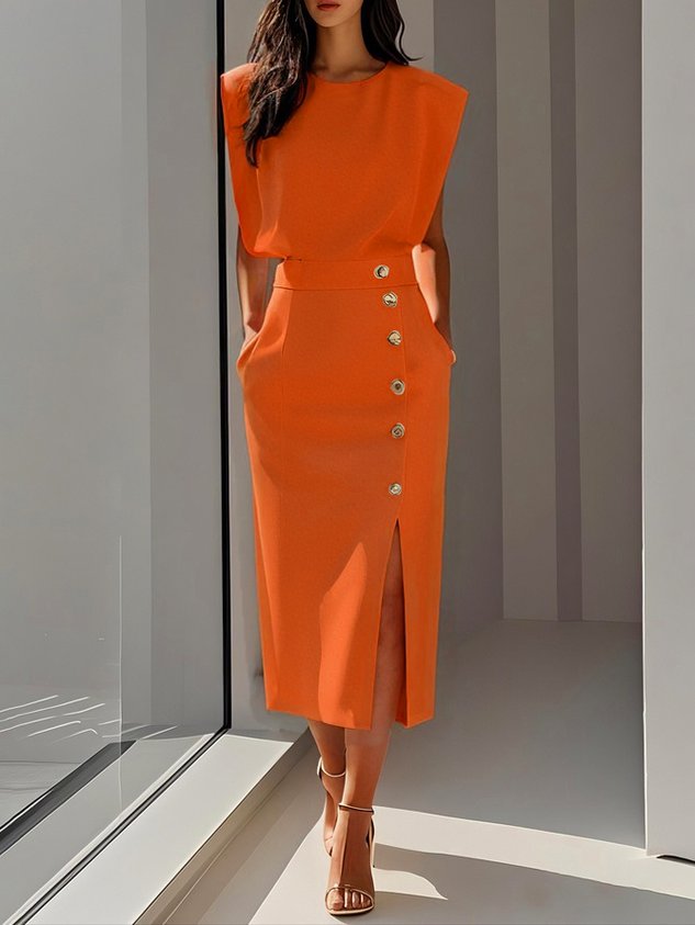 Malene™ | Effen midi-jurk met knoopsluiting en ronde hals