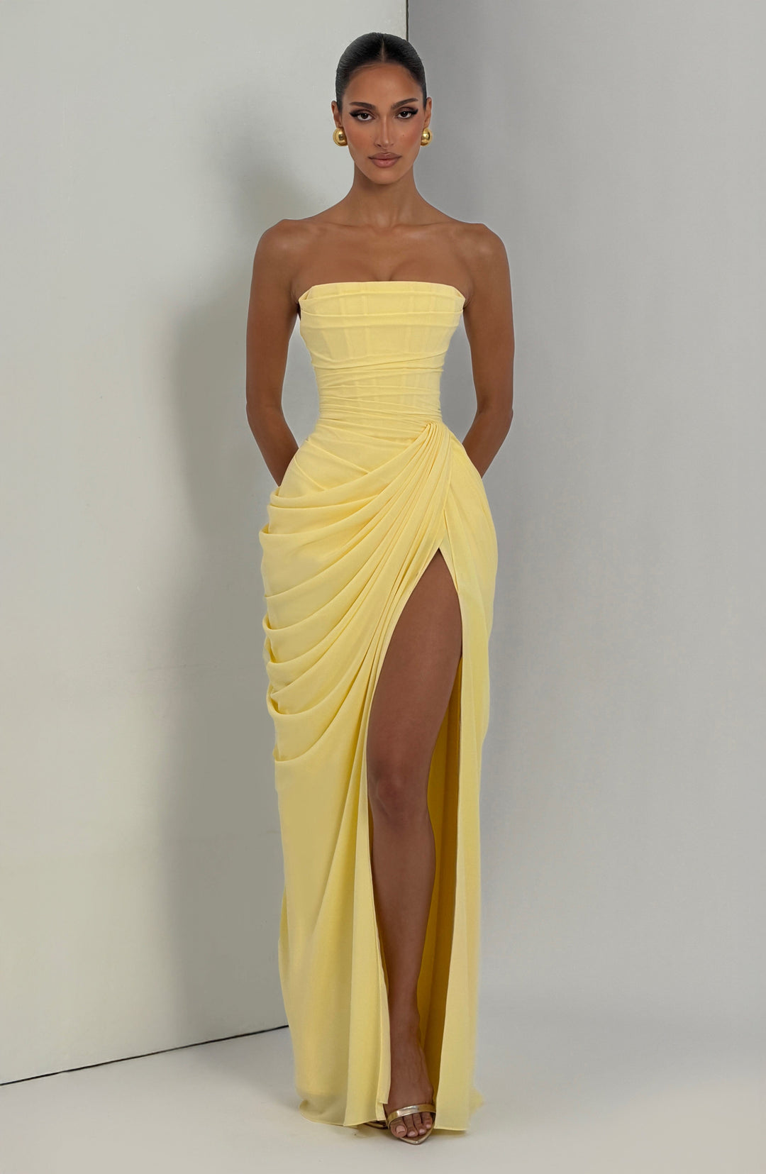 HANNAH | Elegante maxi-jurk met draperie en hoge split