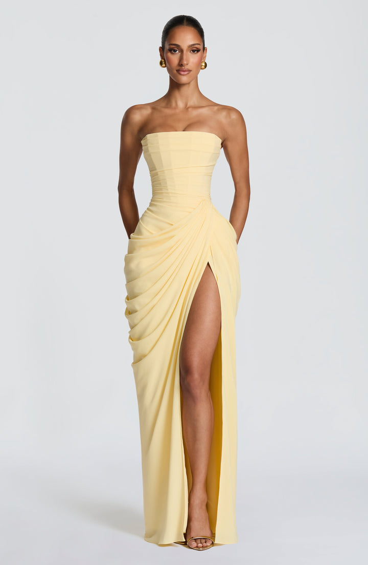 HANNAH | Elegante maxi-jurk met draperie en hoge split