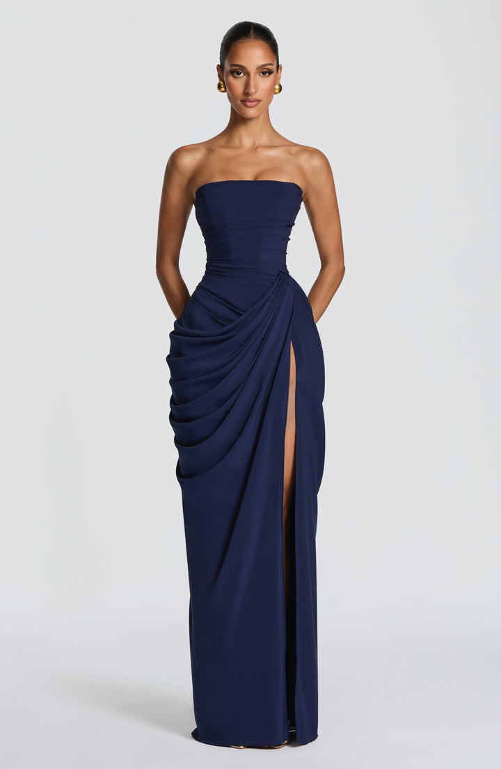 HANNAH | Elegante maxi-jurk met draperie en hoge split