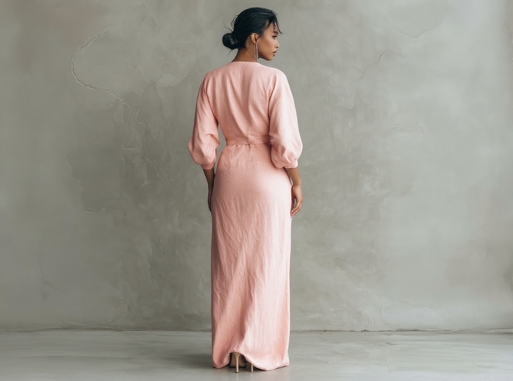 Minimalistische lange roze jurk met V-hals in linnenmix voor dames
